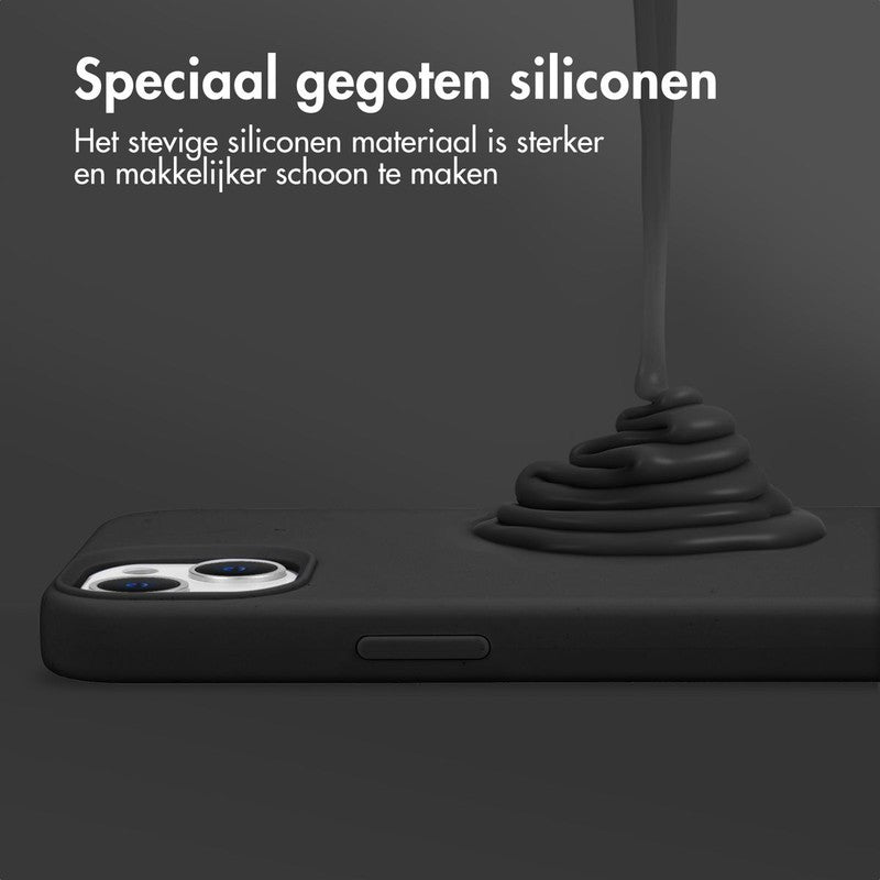 Accezz Liquid Silicone Backcover met MagSafe - Zwart - Mobisite