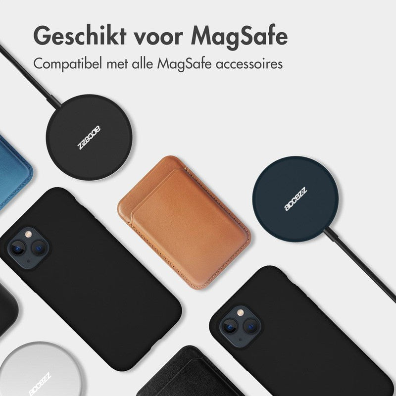 Accezz Liquid Silicone Backcover met MagSafe - Zwart - Mobisite